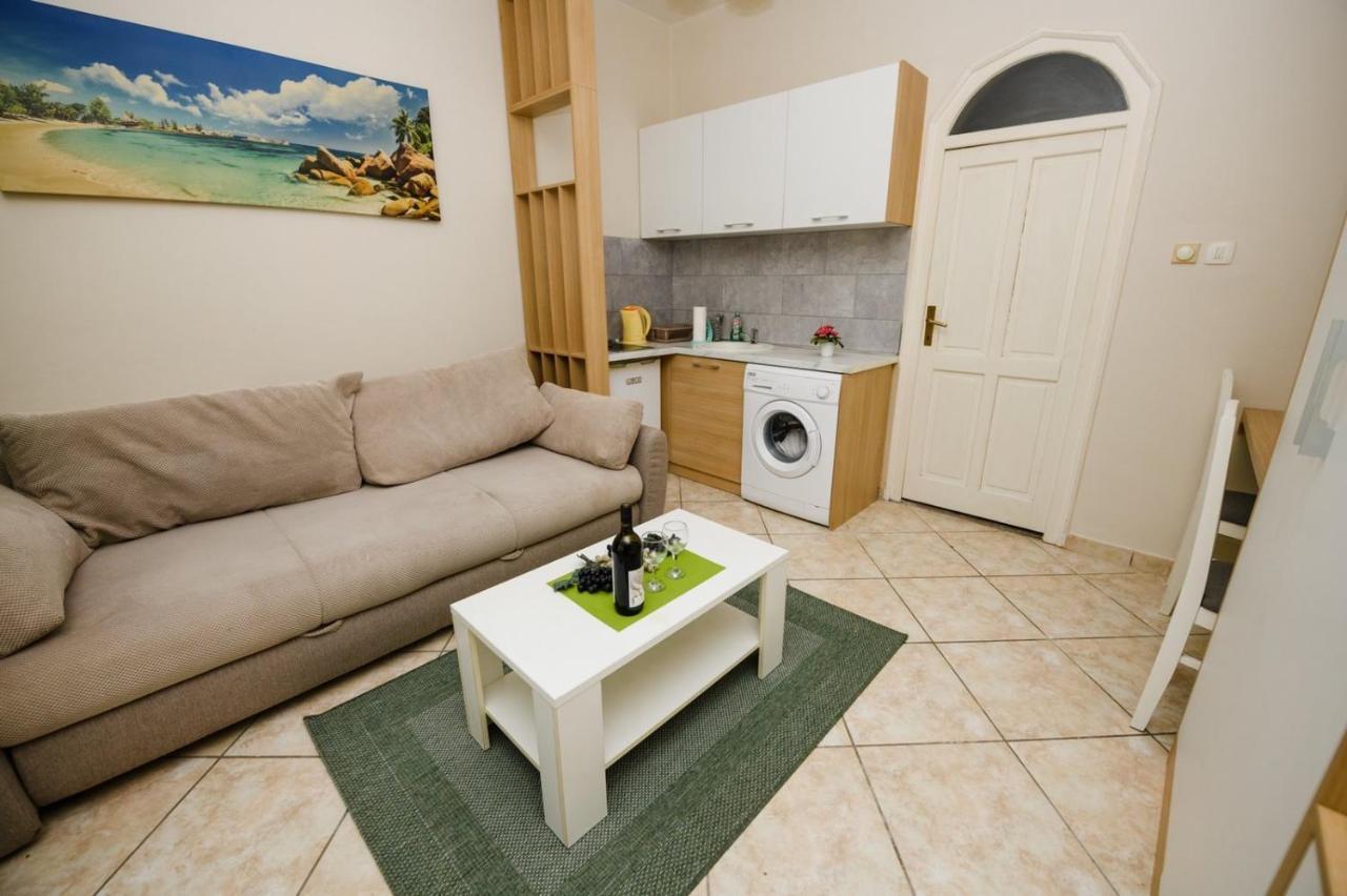 Apartments Radonjic كوتور المظهر الخارجي الصورة