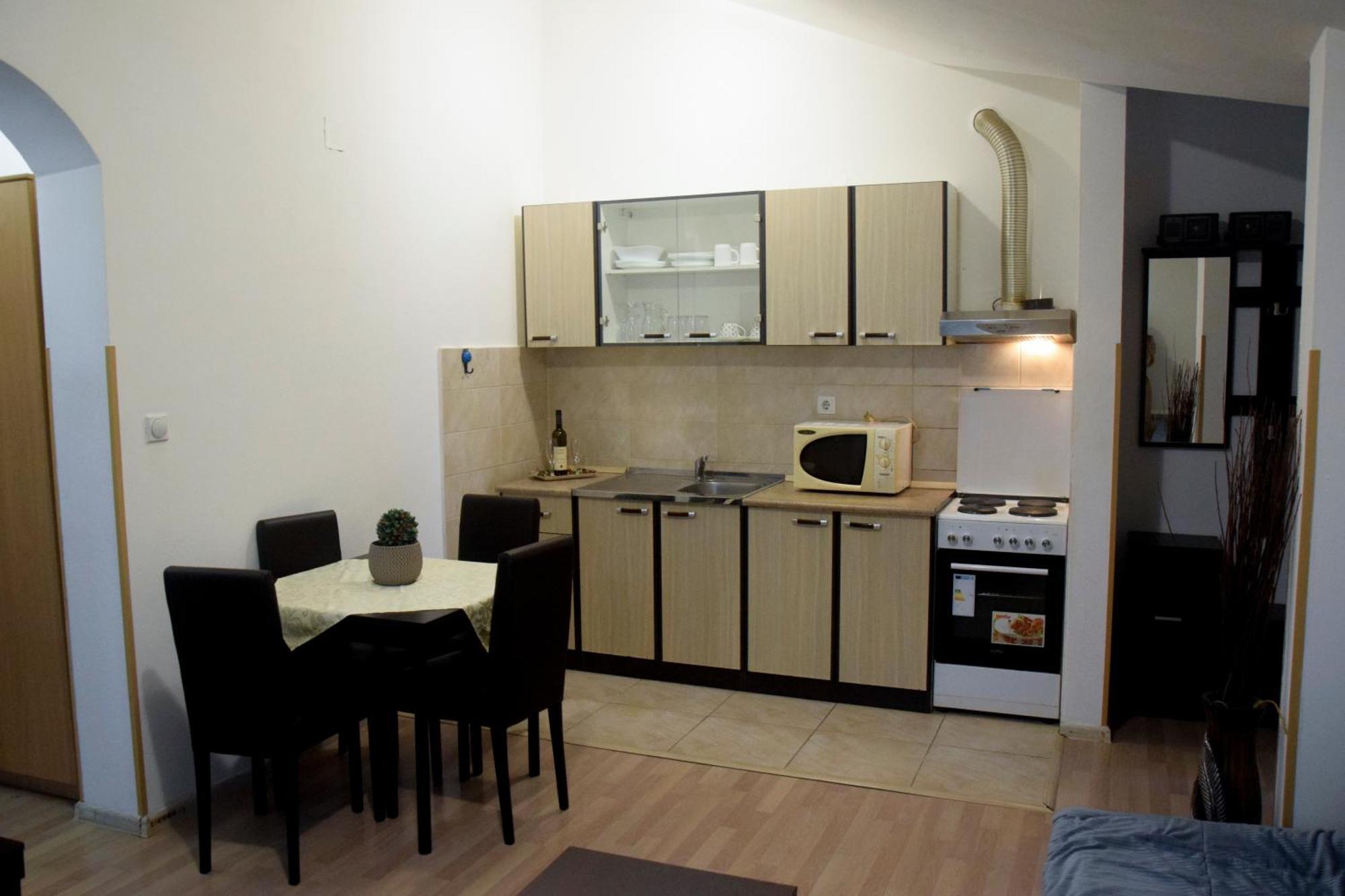 Apartments Radonjic كوتور المظهر الخارجي الصورة