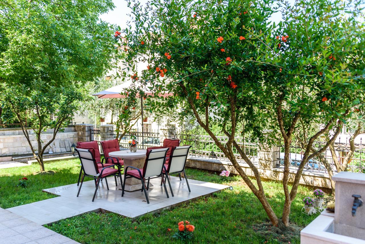 Apartments Radonjic كوتور المظهر الخارجي الصورة
